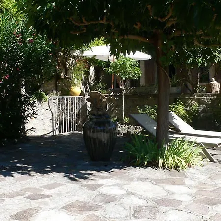 Bed and breakfast Ermitage De Peyreleau