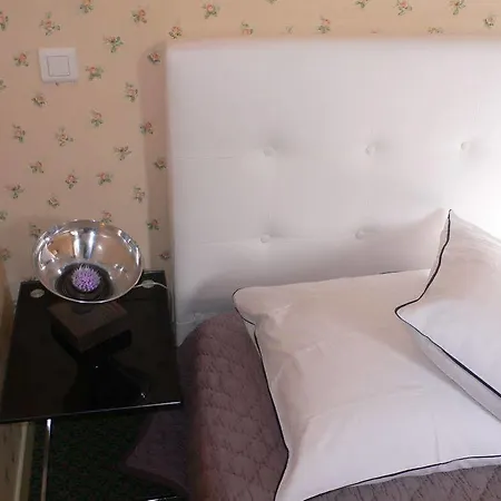 Ermitage De Peyreleau