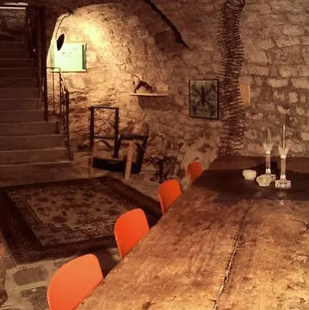 Ermitage De Bed and breakfast Peyreleau